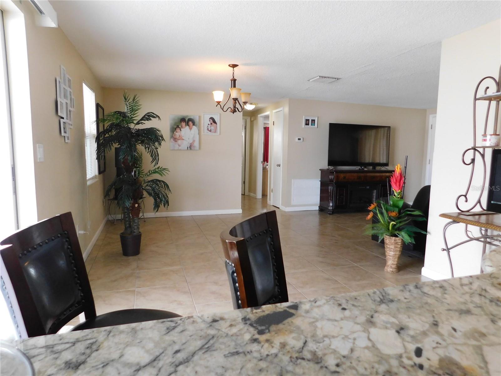 TAHITIAN HOMES - Residential