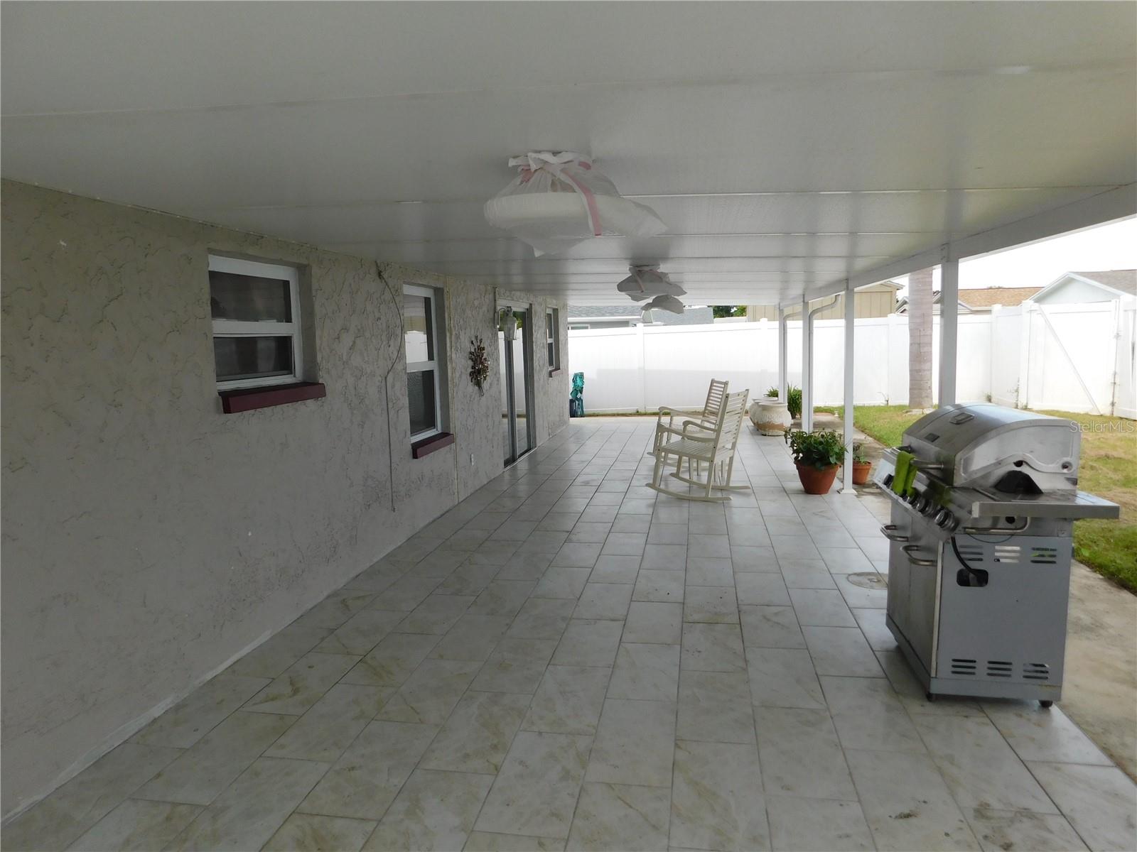 TAHITIAN HOMES - Residential