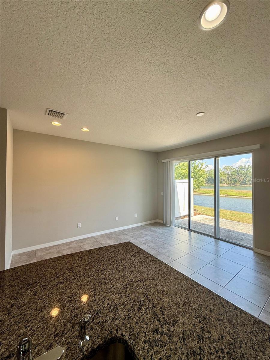 OAK CREEK - Residential Lease