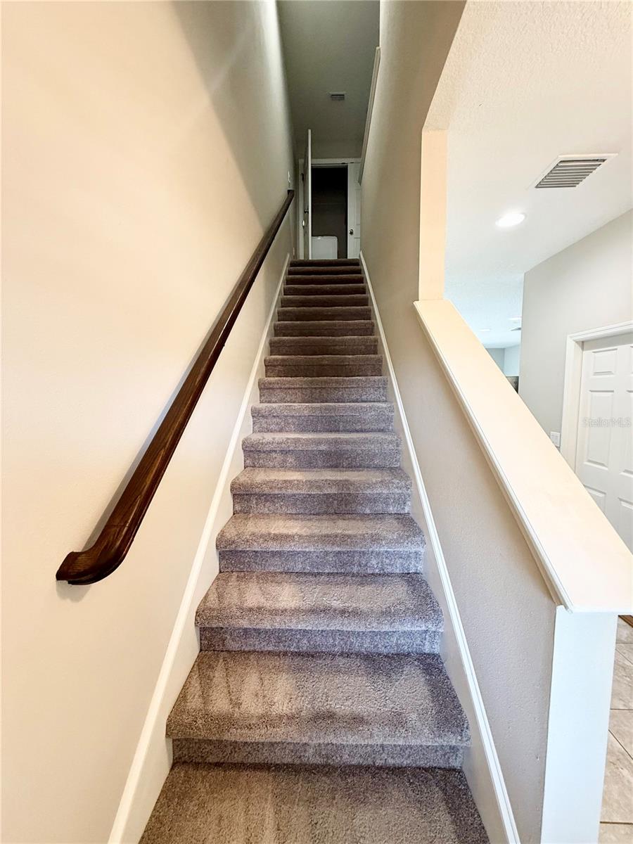 OAK CREEK - Residential Lease