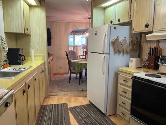 CONTINENTAL CAMPERS RESORT - Residential