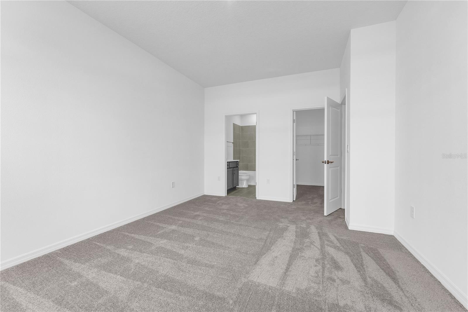 RESERVE AT COUNTRY CLUB LAKES ESTATES - Residential