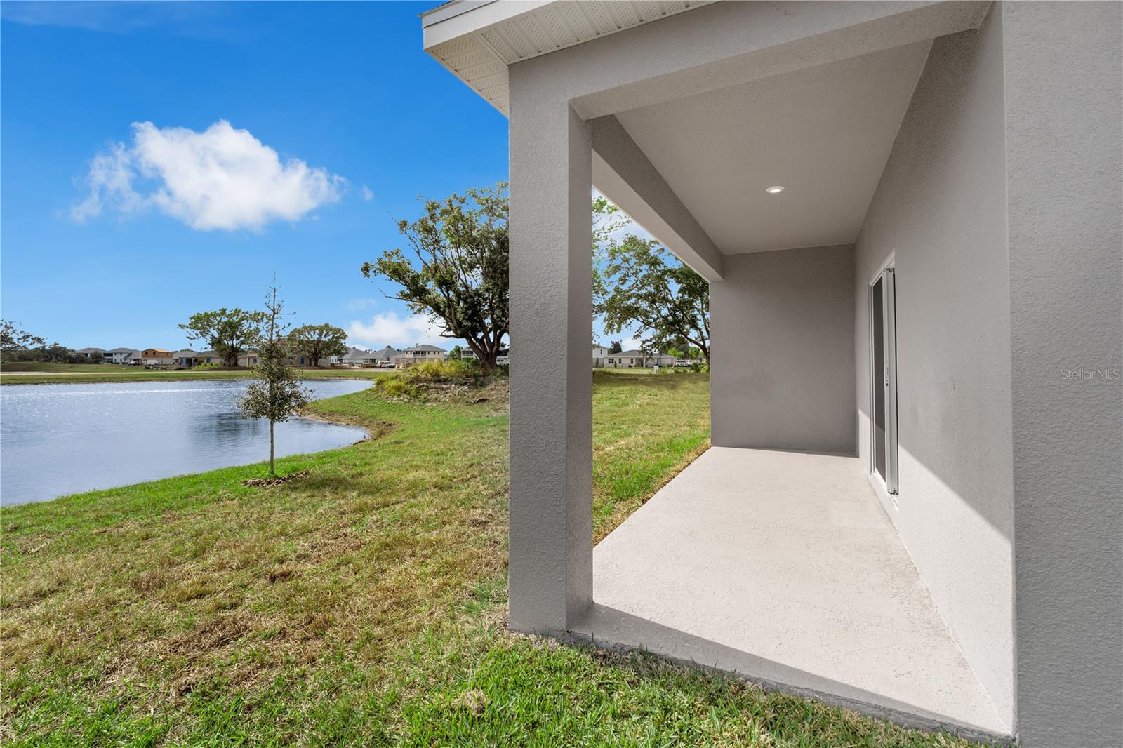 RESERVE AT COUNTRY CLUB LAKES ESTATES - Residential