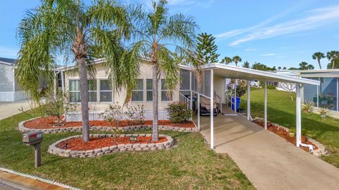 Photo of 118 Saint Pierres Way, Apollo Beach, FL 33572 (MLS # TB8454942)