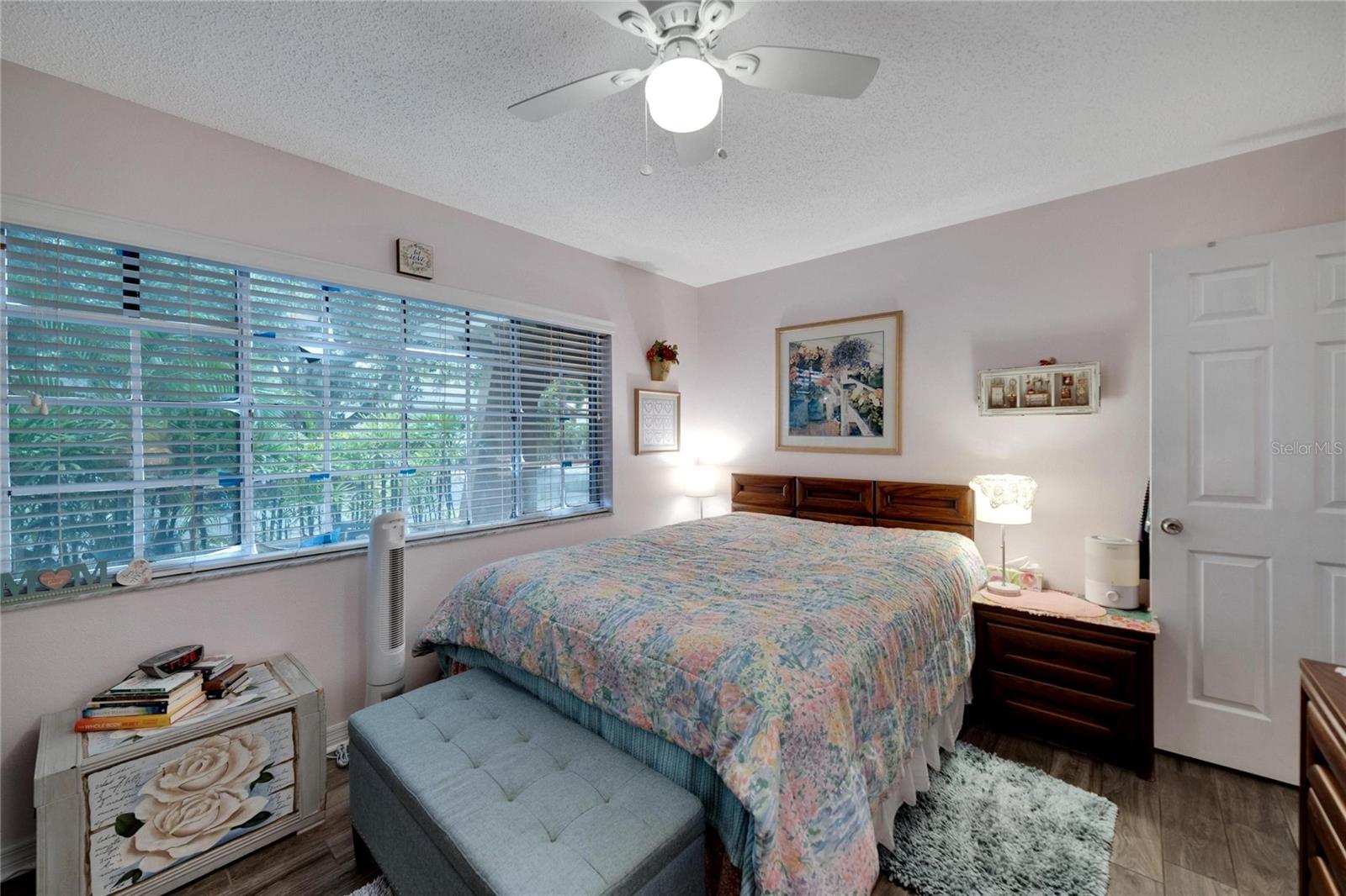 BEACON GROVES UNIT VI - Residential