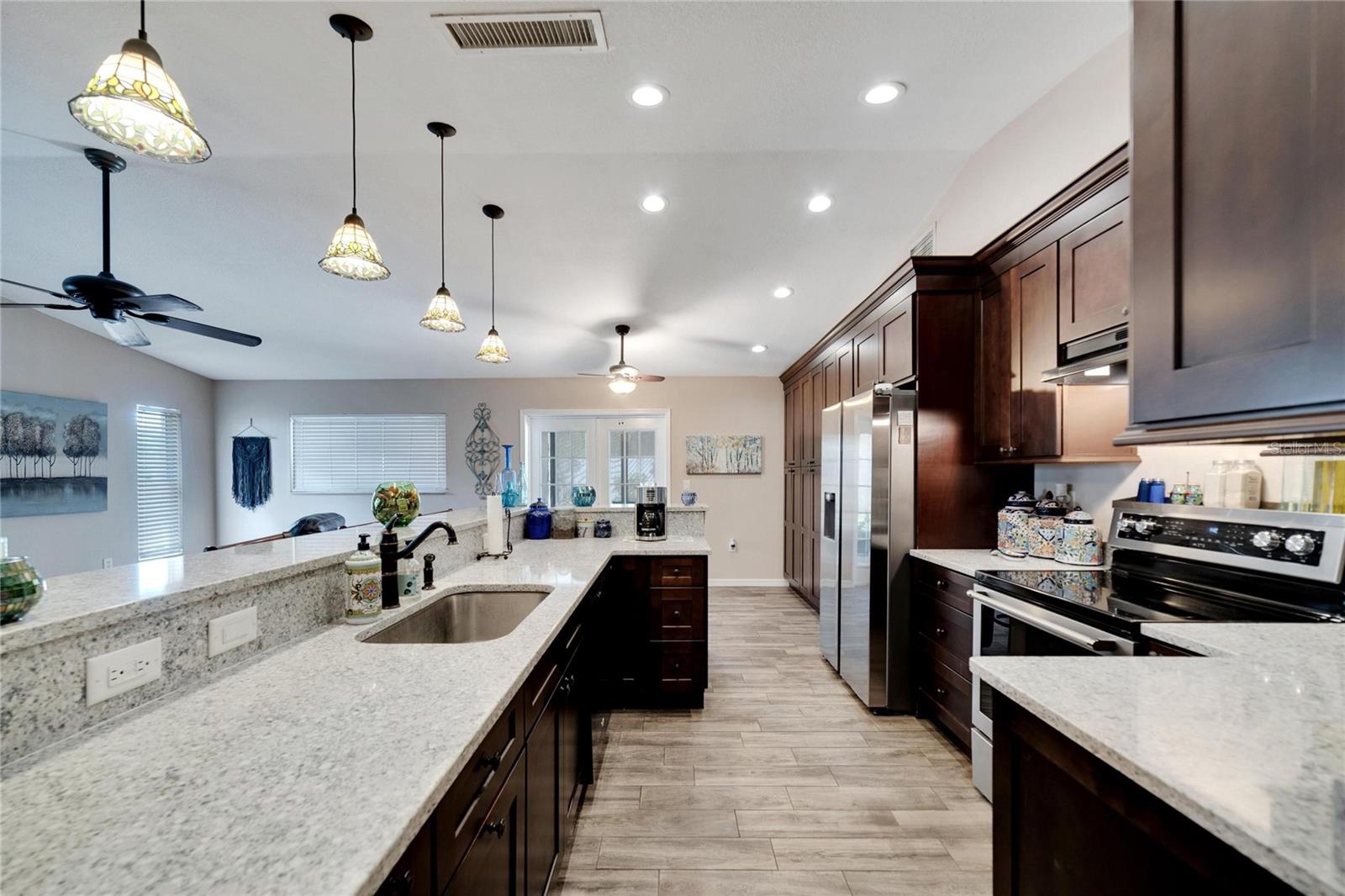 BEACON GROVES UNIT VI - Residential