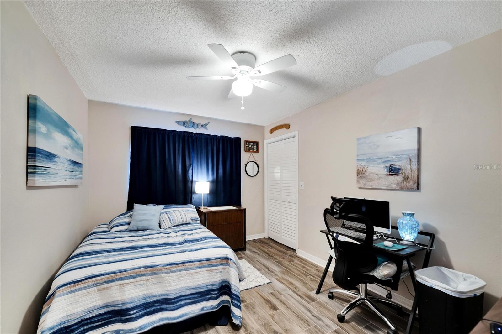 BEACON GROVES UNIT VI - Residential