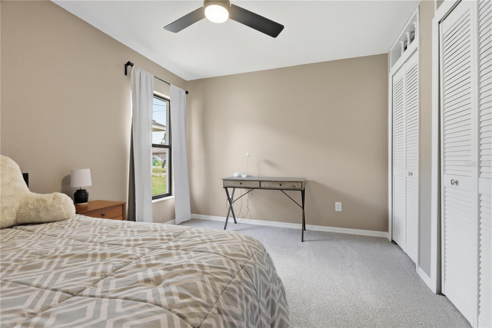 DELTONA LAKES UNIT 09 - Residential