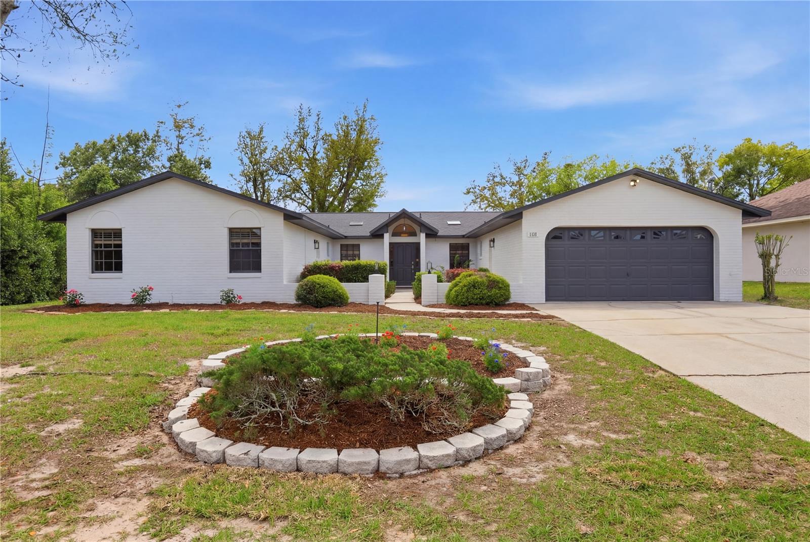 DELTONA LAKES UNIT 09 - Residential