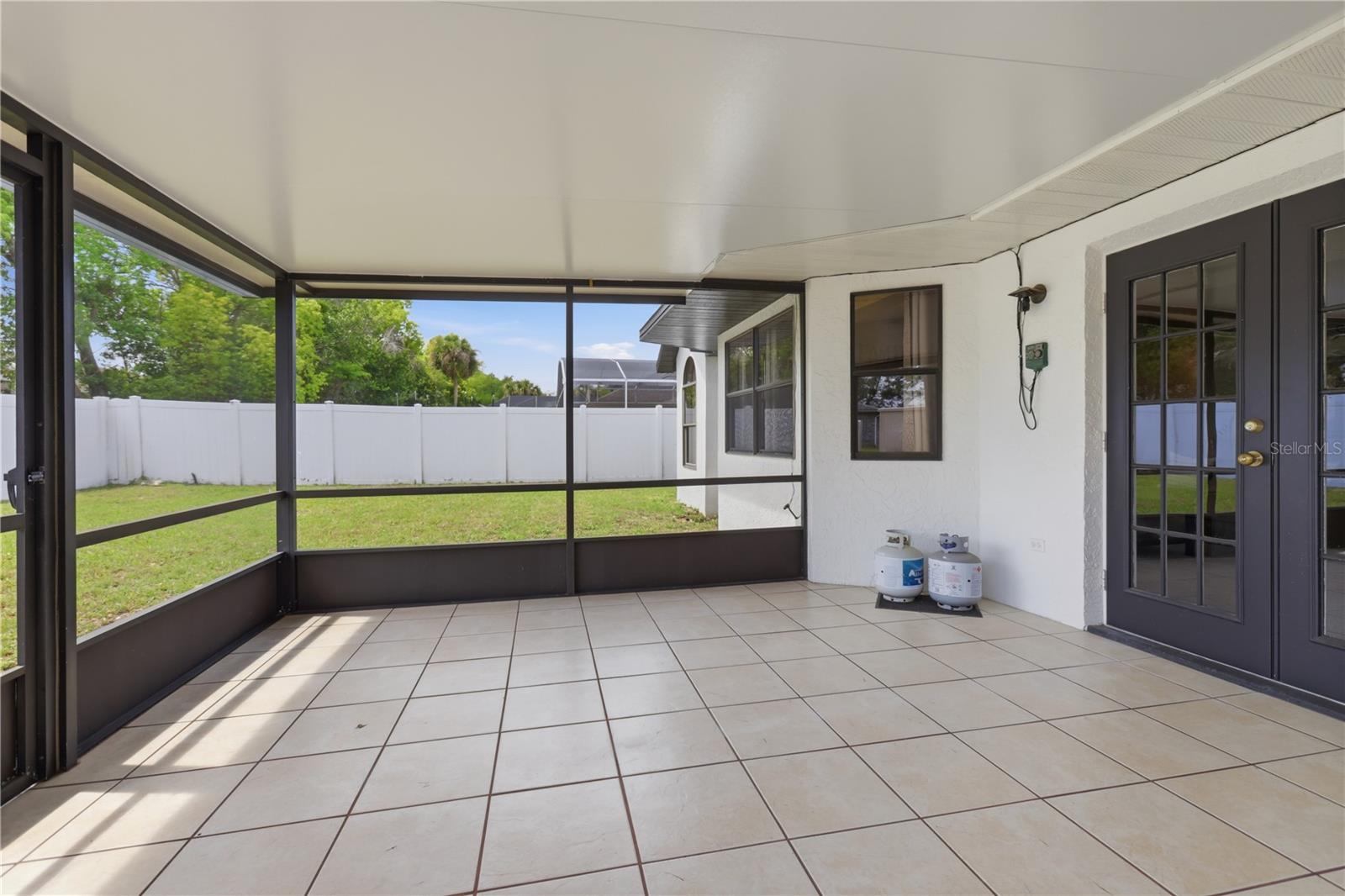 DELTONA LAKES UNIT 09 - Residential