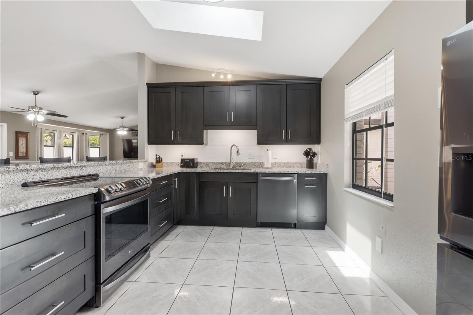 DELTONA LAKES UNIT 09 - Residential