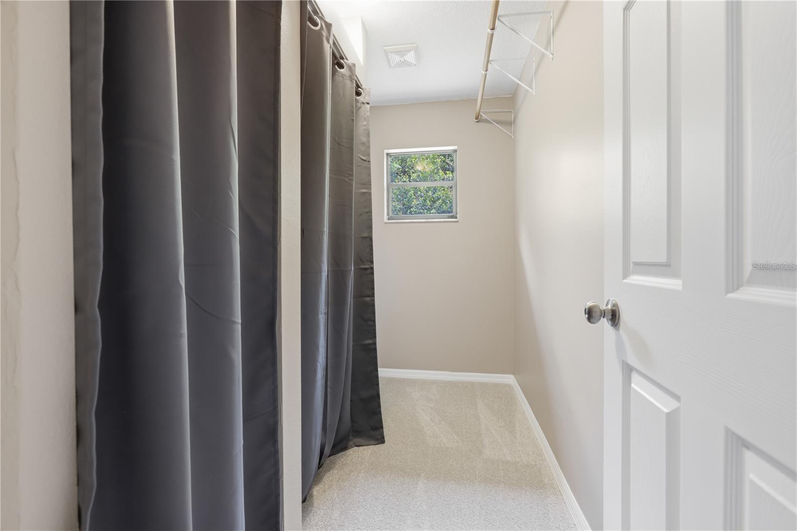 DELTONA LAKES UNIT 09 - Residential