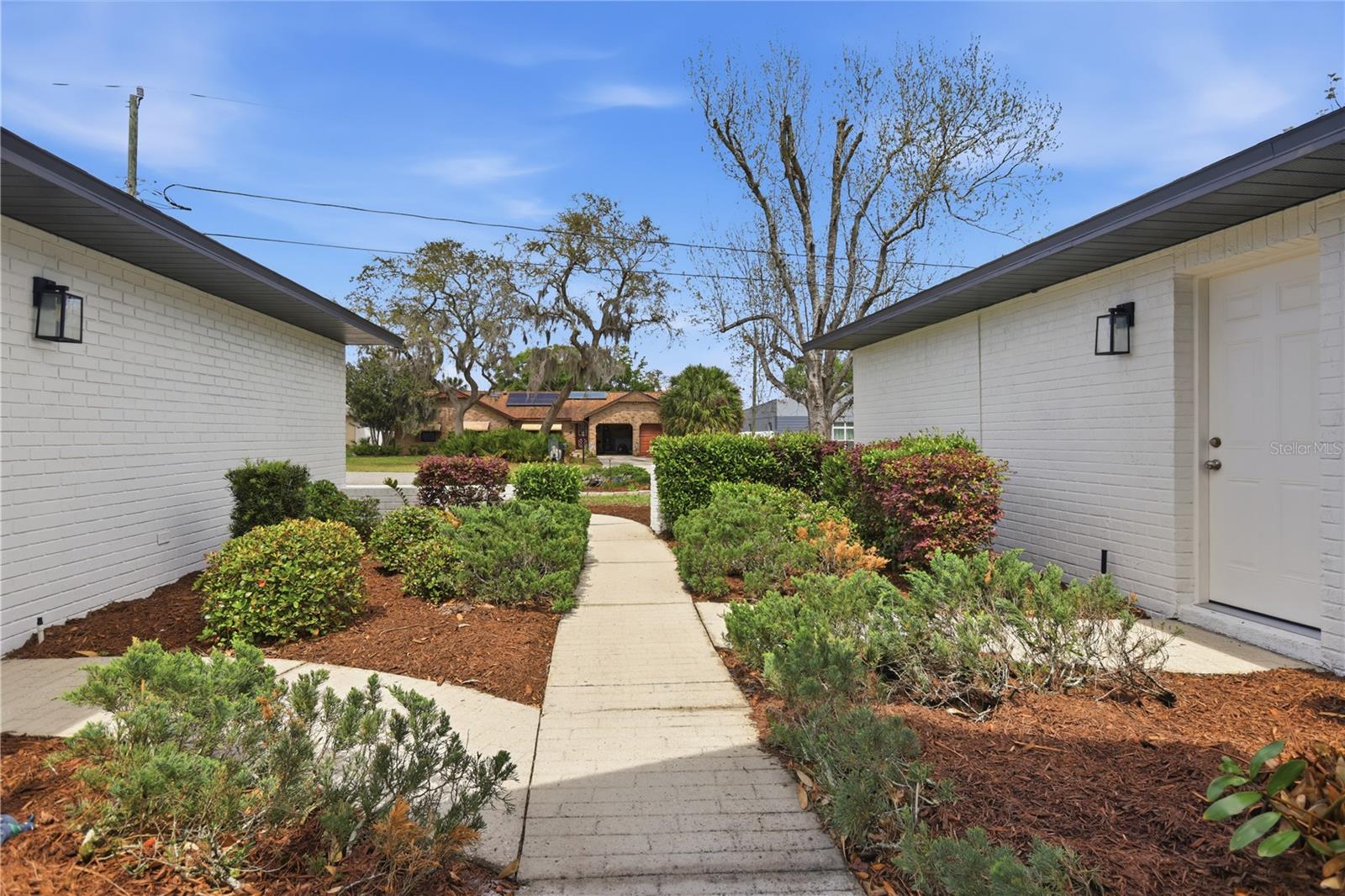 DELTONA LAKES UNIT 09 - Residential