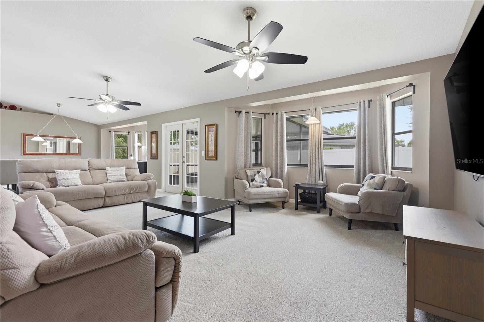 DELTONA LAKES UNIT 09 - Residential