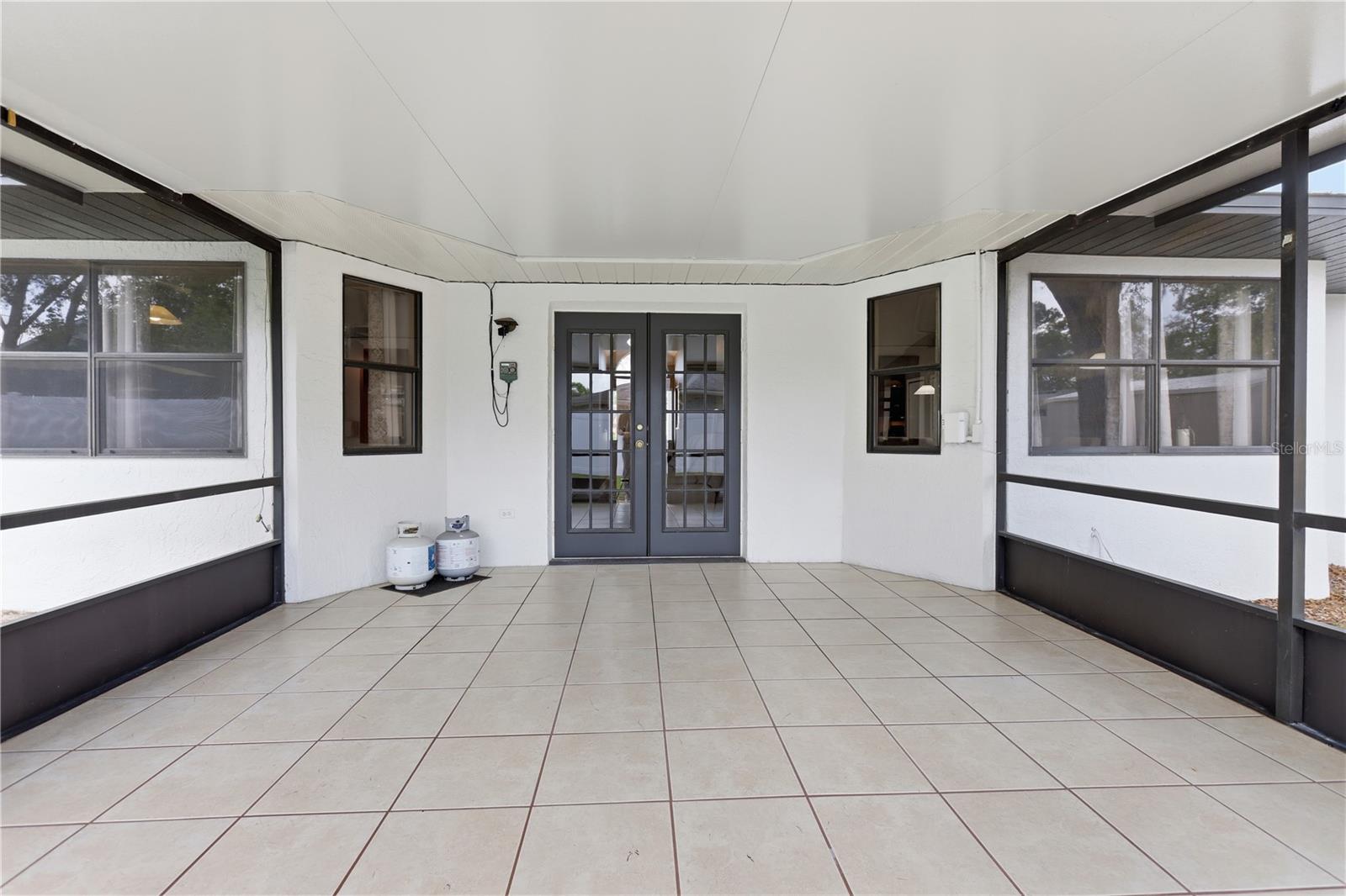 DELTONA LAKES UNIT 09 - Residential