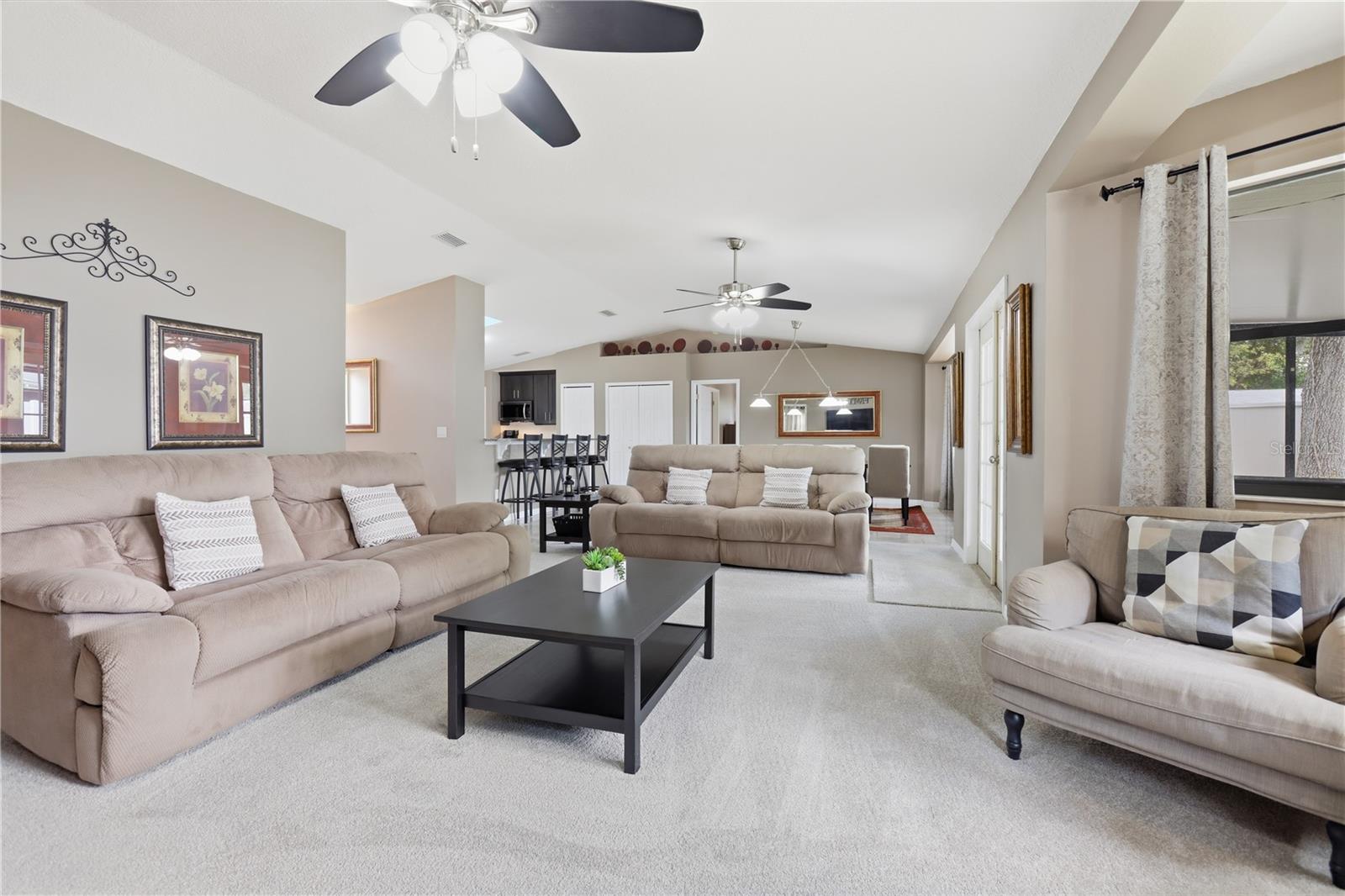 DELTONA LAKES UNIT 09 - Residential