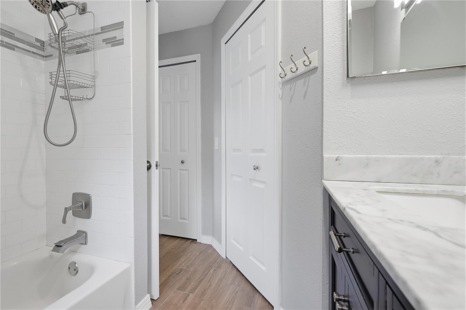 DELTONA LAKES UNIT 09 - Residential