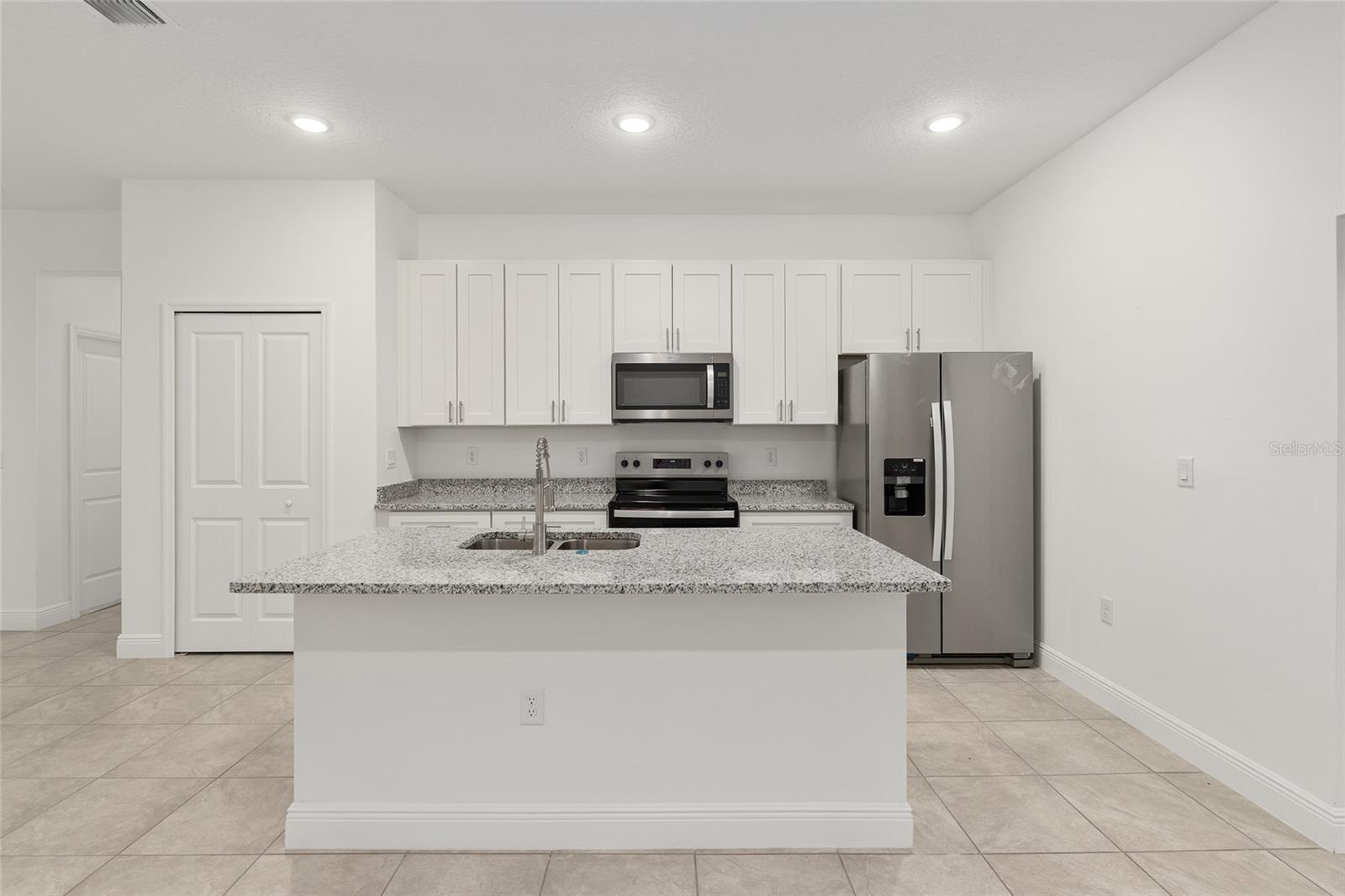 CITRUS SPGS UNIT 22 - Residential