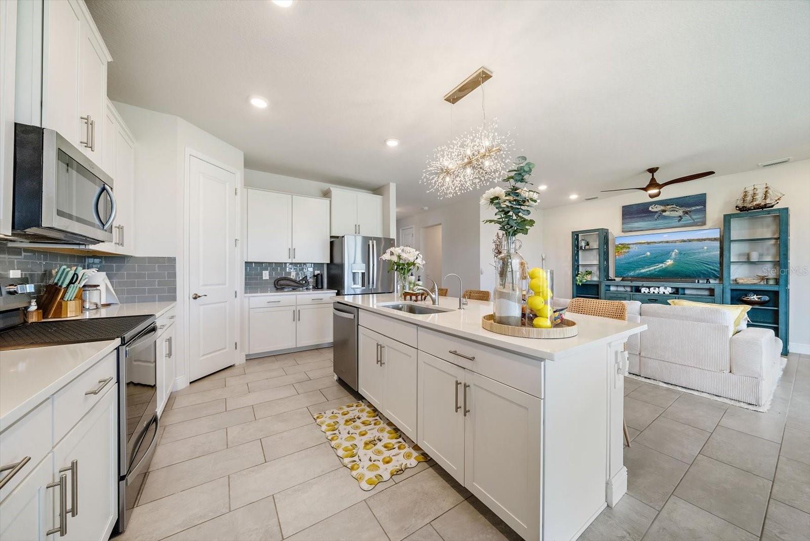 STAR FARMS AT LAKEWOOD RANCH - Residential