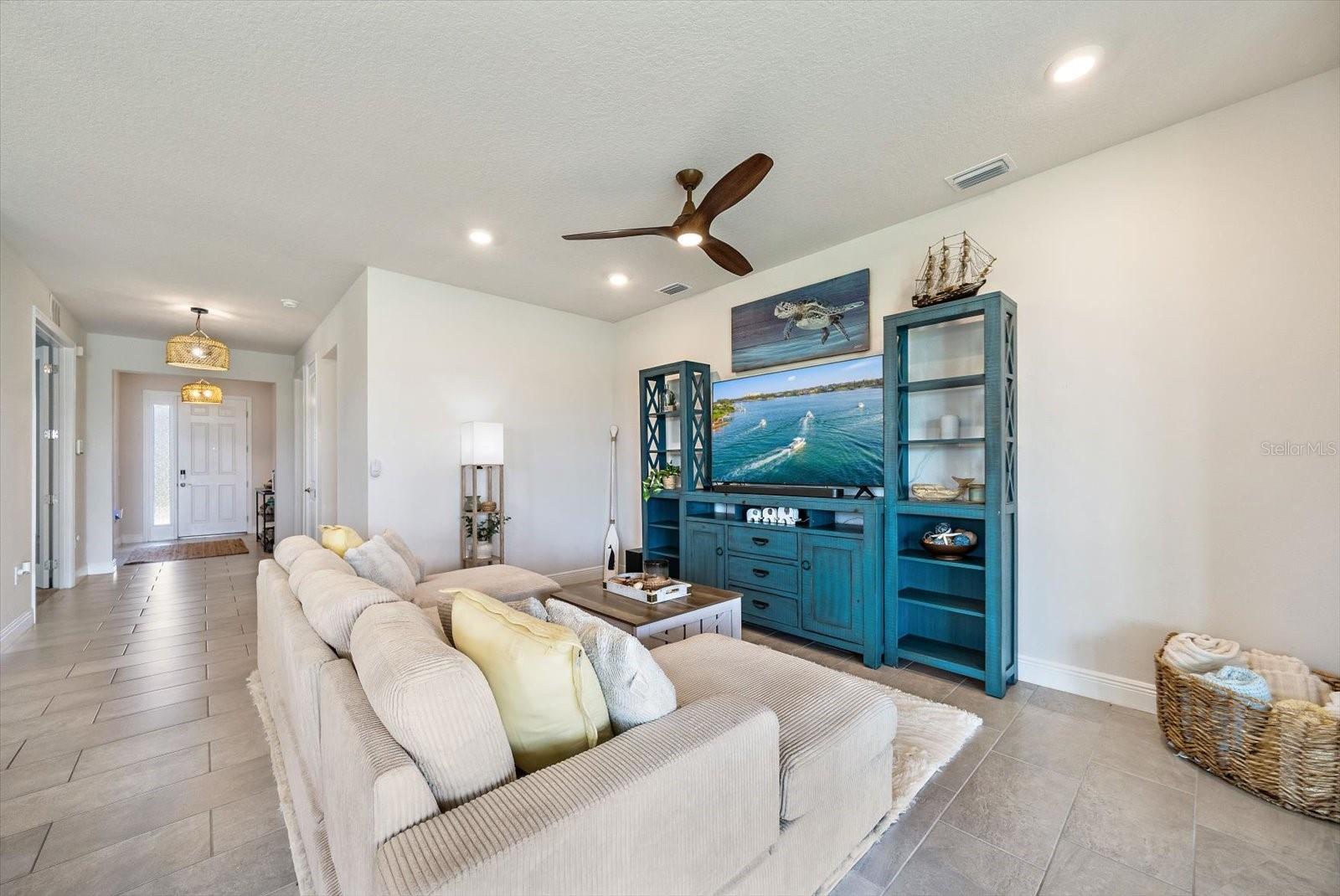 STAR FARMS AT LAKEWOOD RANCH - Residential