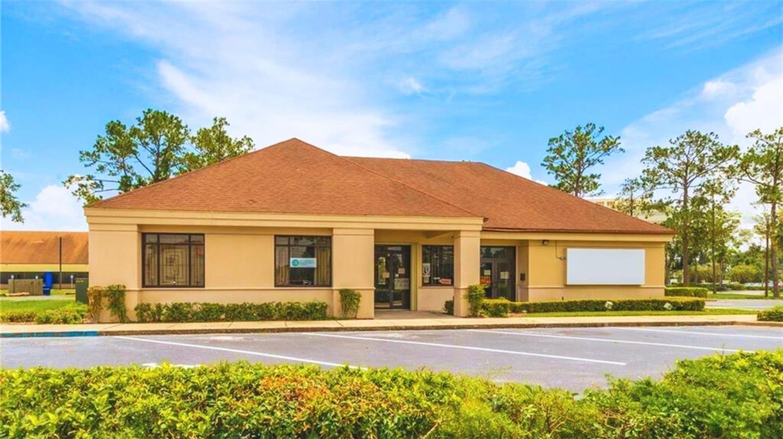ORLANDO CENTRAL PARK 33 - Commercial Lease