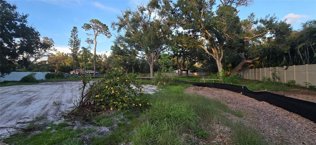 Photo of 0 Sunshine Avenue #0076070033, Sarasota, FL 34231 (MLS # A4664976)