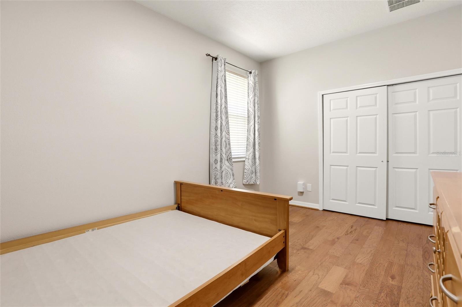 EMERALD RDG H - Residential