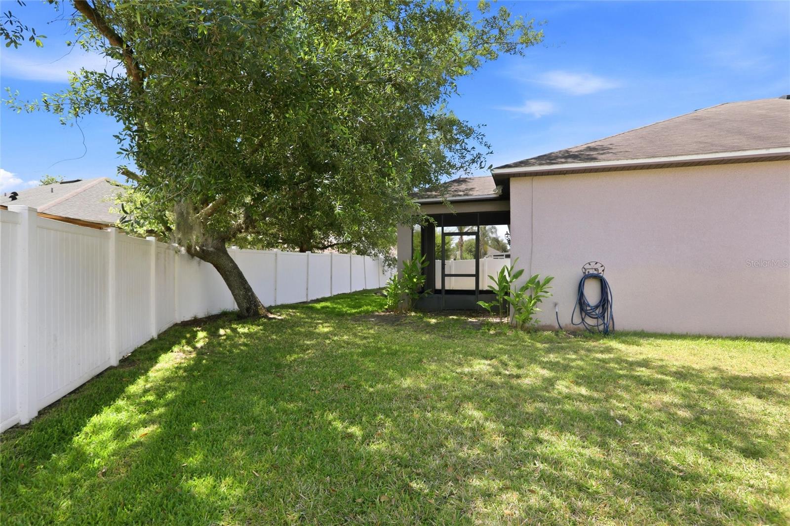 EMERALD RDG H - Residential