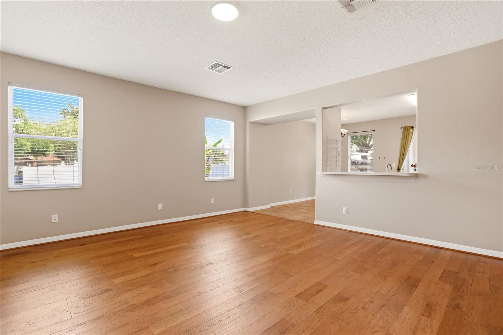 EMERALD RDG H - Residential