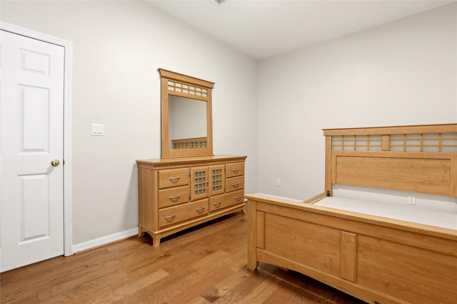 EMERALD RDG H - Residential
