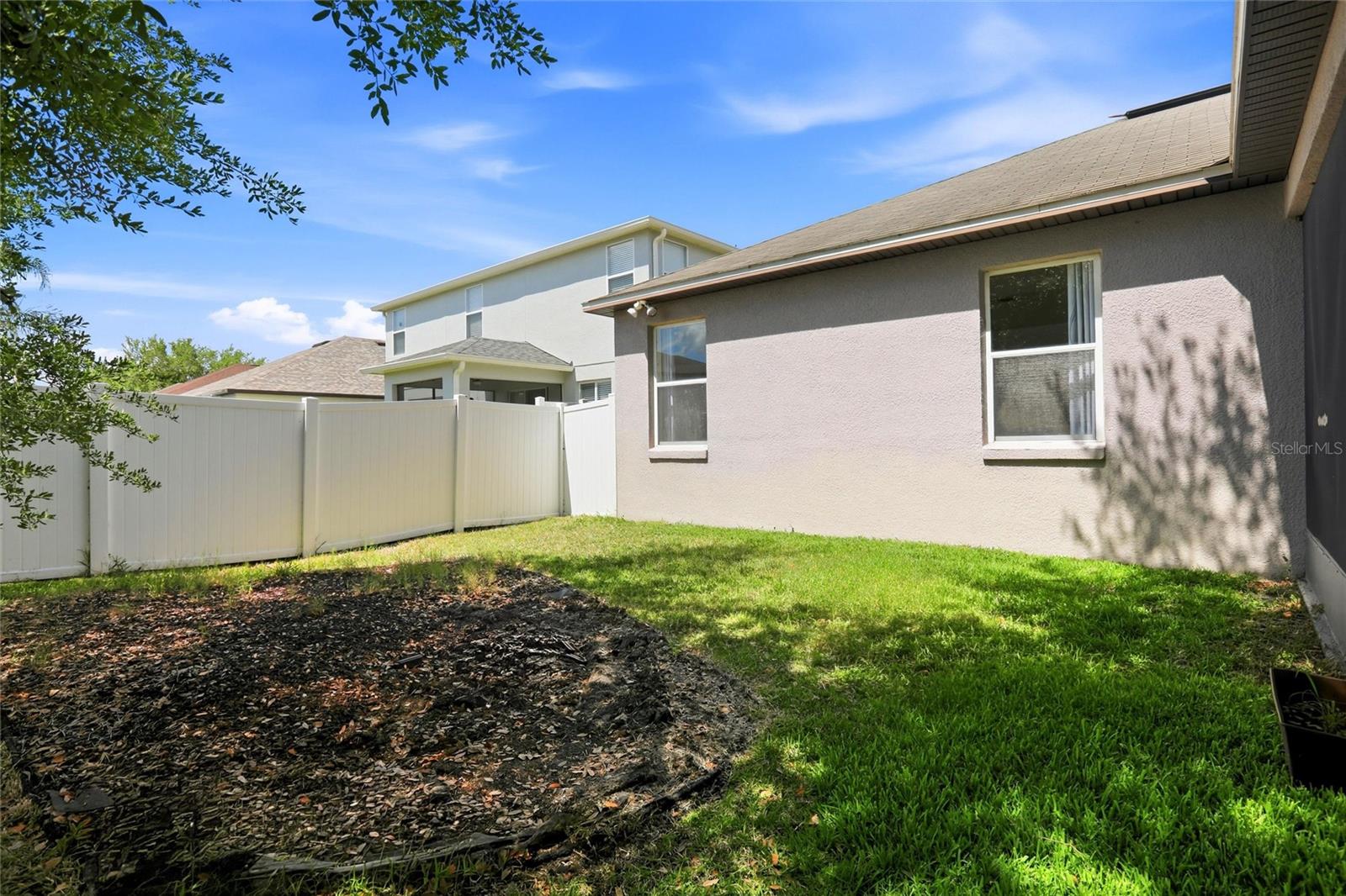 EMERALD RDG H - Residential