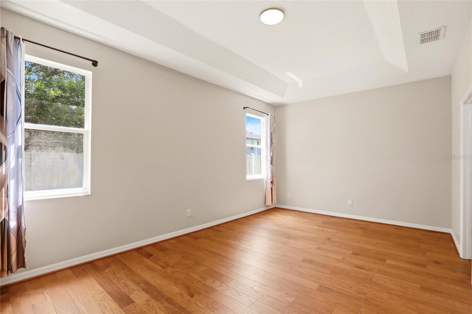 EMERALD RDG H - Residential