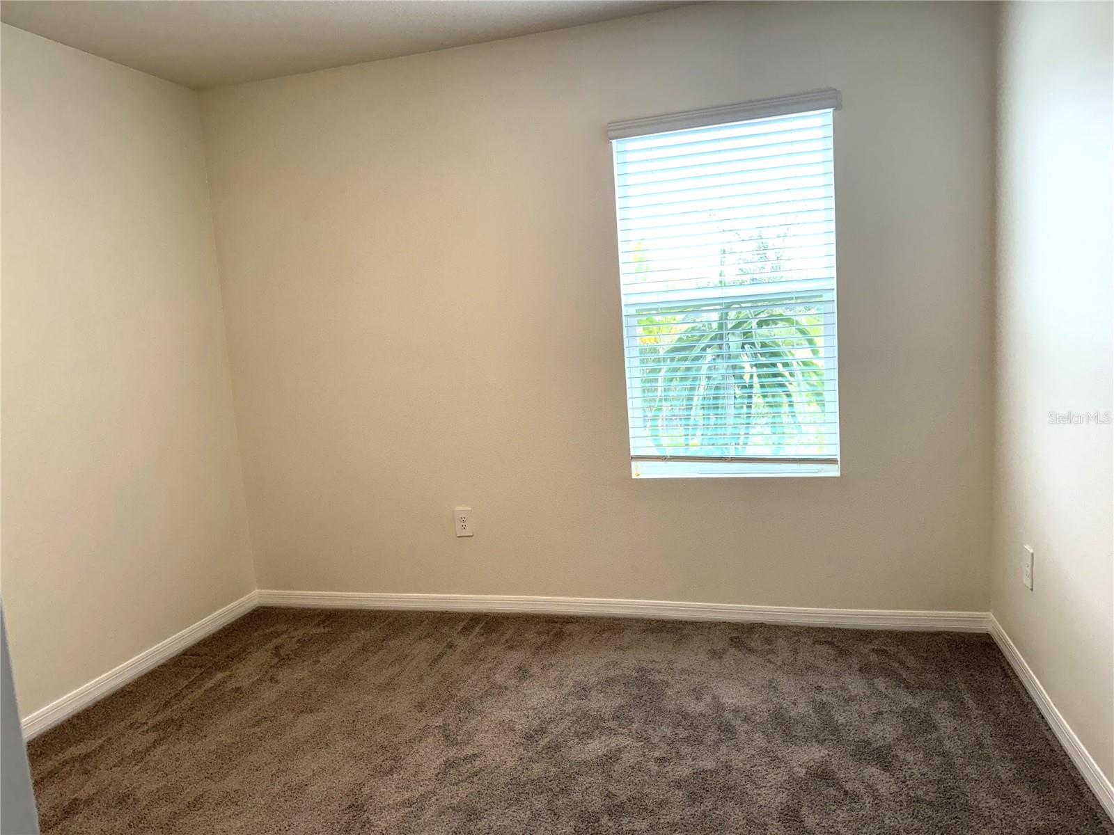 PROMENADE ESTATES PH I - Residential Lease