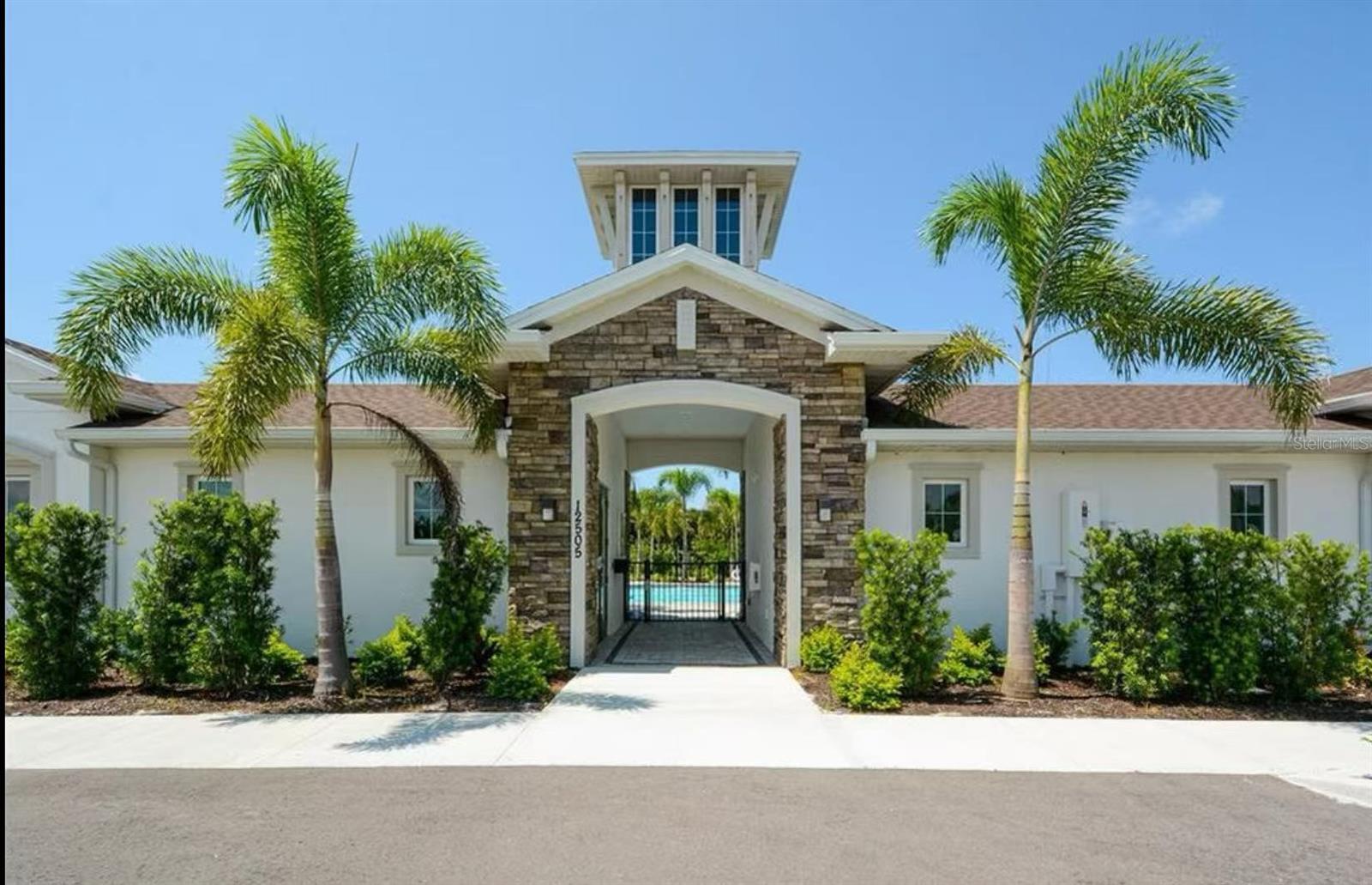 PROMENADE ESTATES PH I - Residential Lease