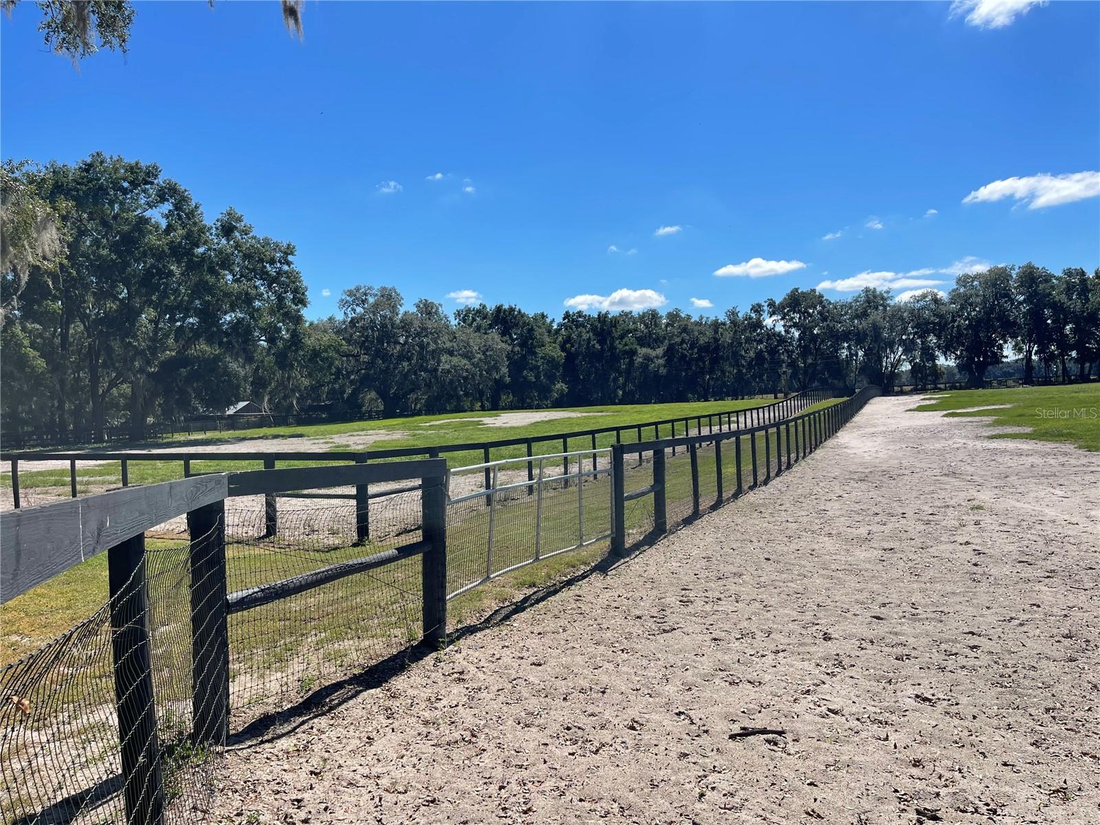 NON SUBDIVISION - Residential