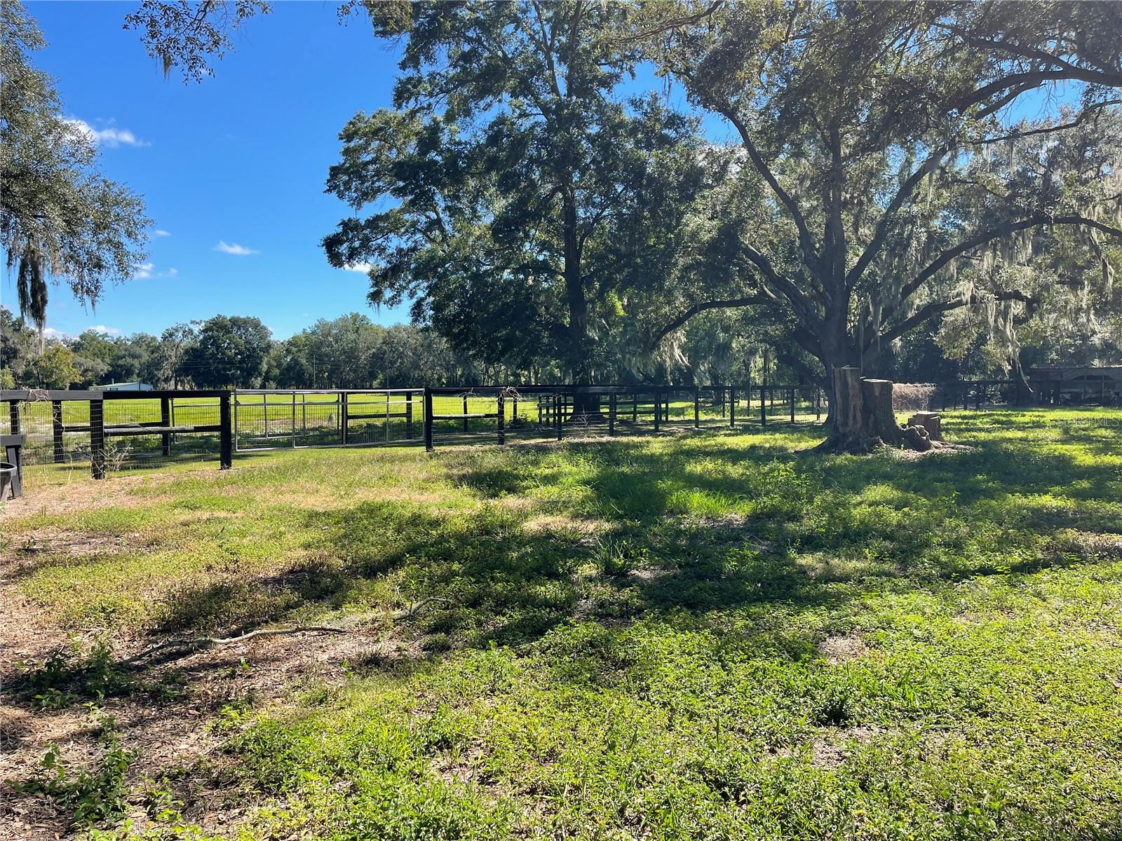 NON SUBDIVISION - Residential