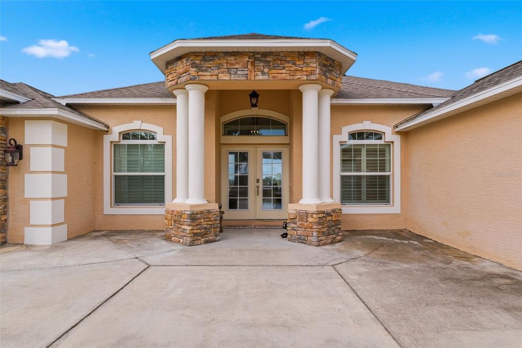 Photo of 27001 Baxter Street, Brooksville, FL 34602 (MLS # W7883144)