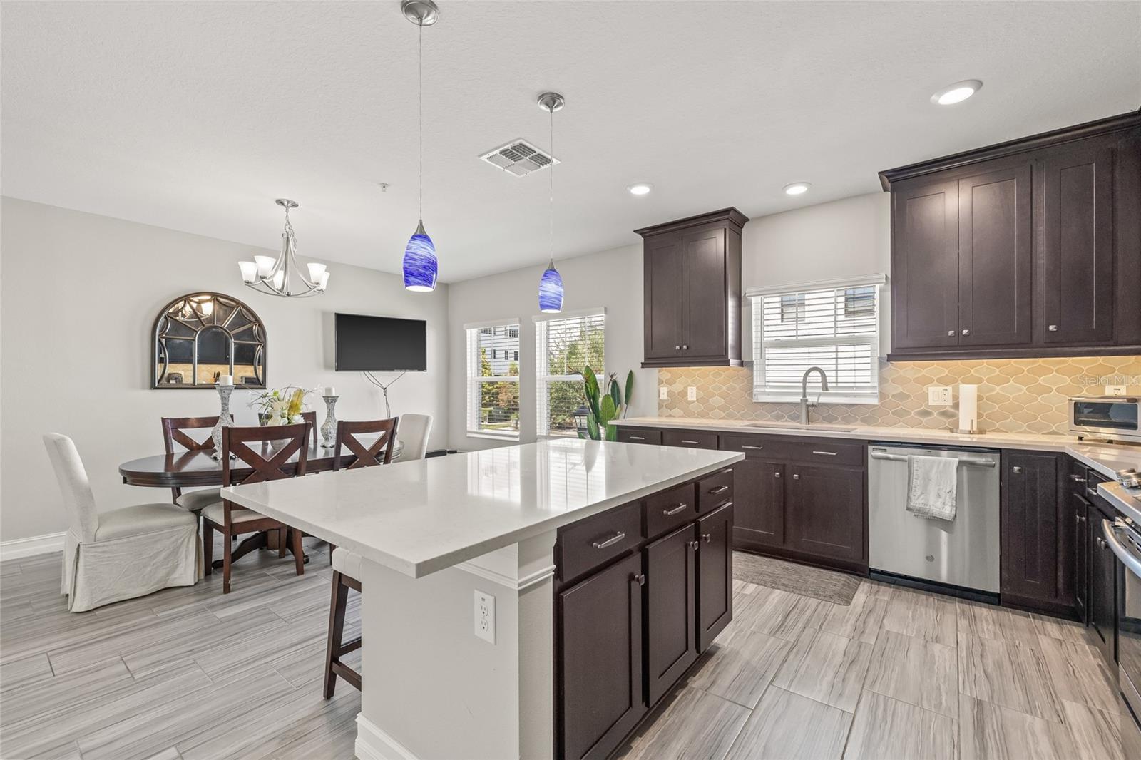 WESTSHORE MARINA DISTRICT NORT - Residential Lease