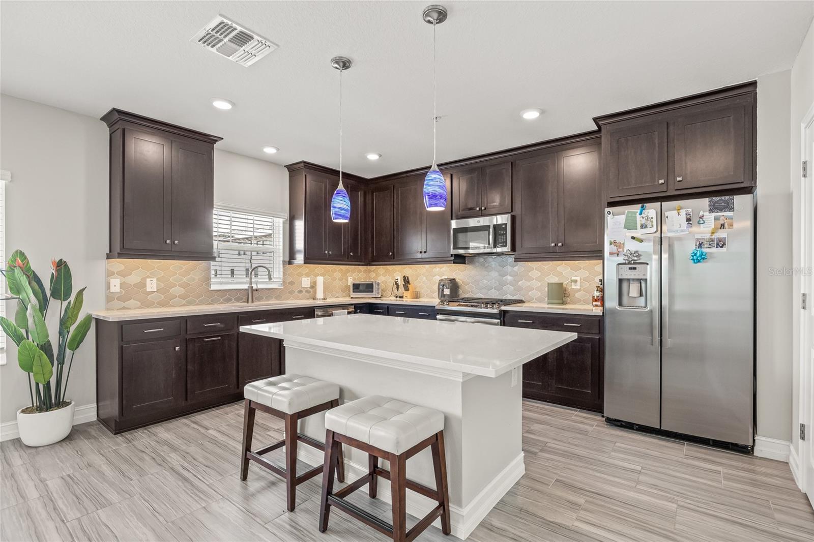 WESTSHORE MARINA DISTRICT NORT - Residential Lease