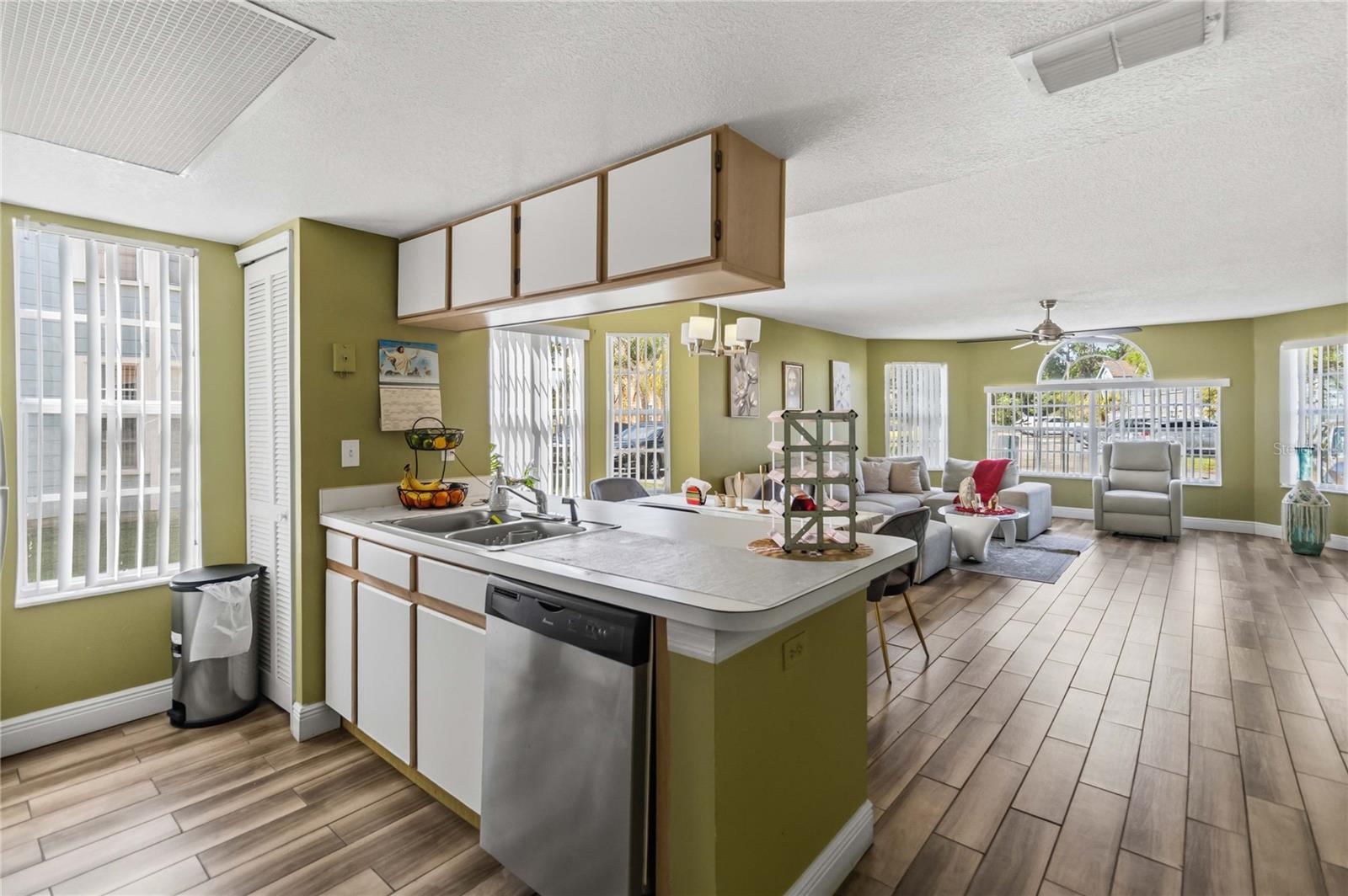 ROYAL PALM BAY CONDO - Residential