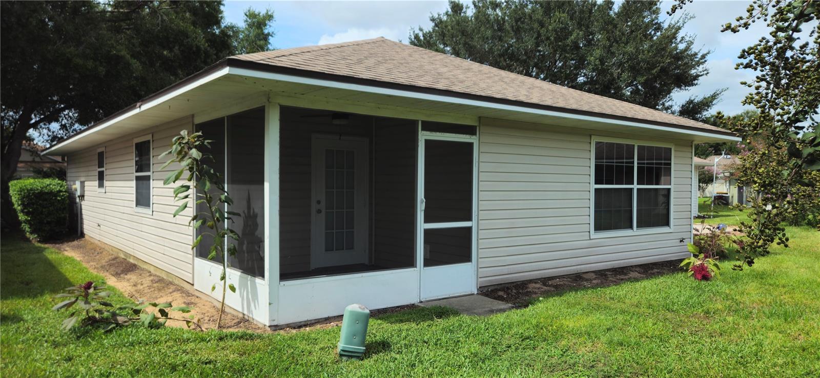 TAVARES GOLDEN PALMS ADD 01 - Residential Lease