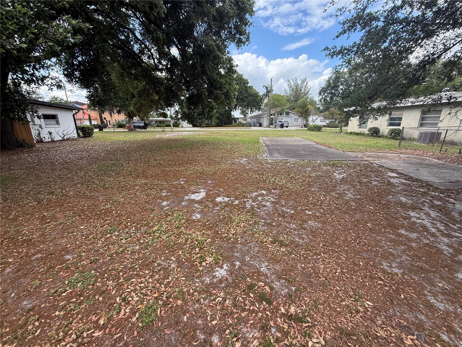 5717 MOONLIGHT CIRCLE