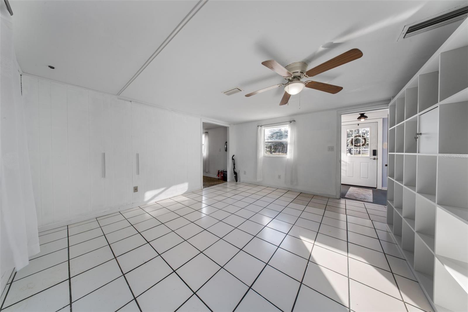 LAKE HELEN BLK 26 W 01/2 FOGLER - Residential