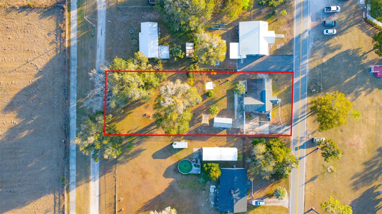 LAKE HELEN BLK 26 W 01/2 FOGLER - Residential