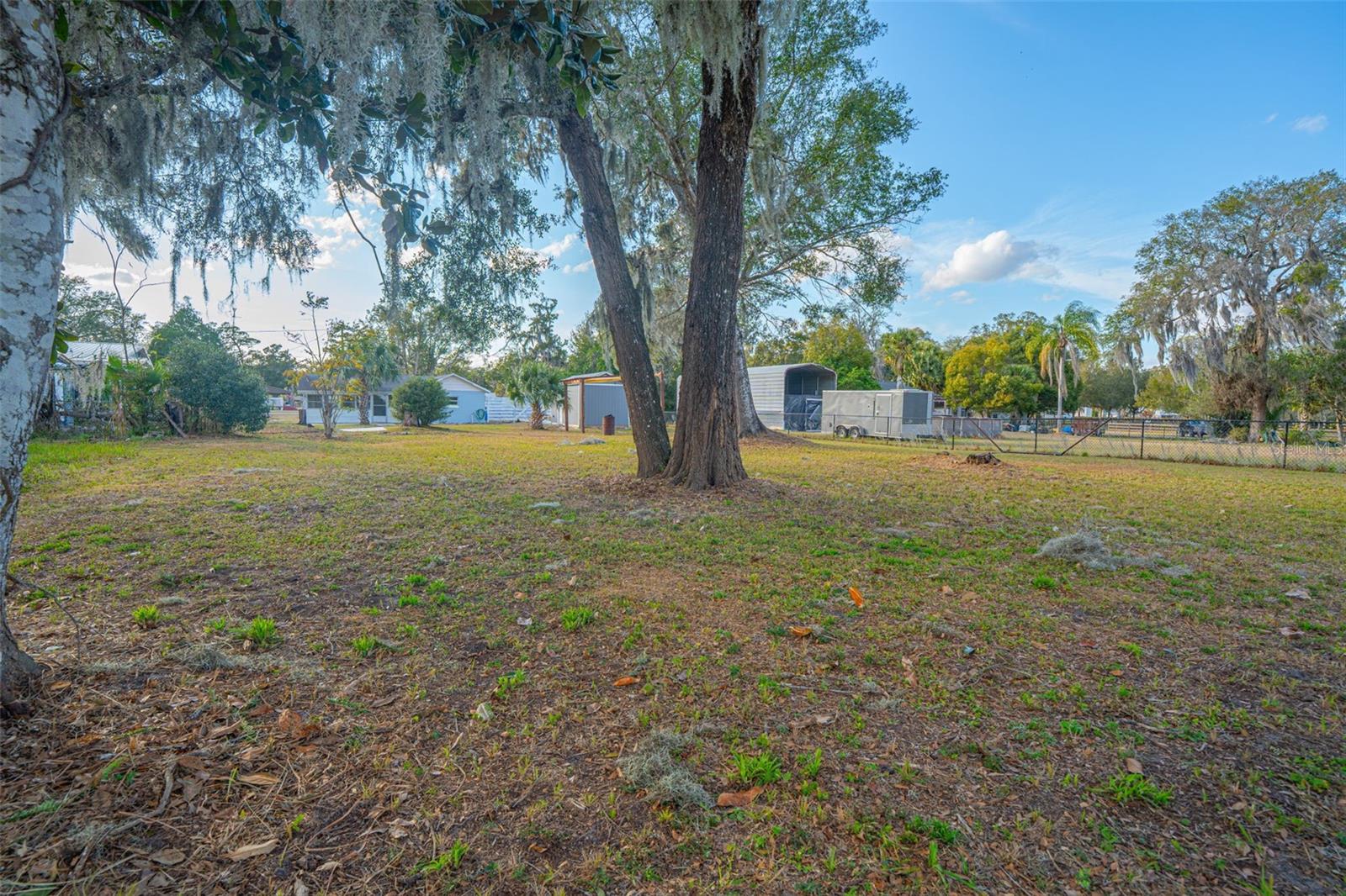 LAKE HELEN BLK 26 W 01/2 FOGLER - Residential