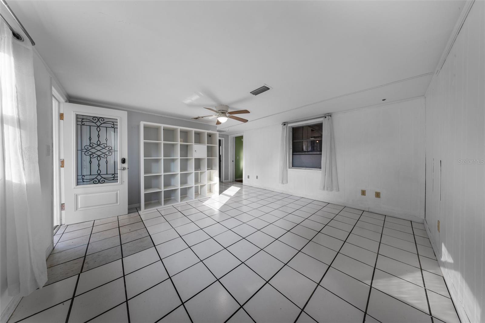 LAKE HELEN BLK 26 W 01/2 FOGLER - Residential