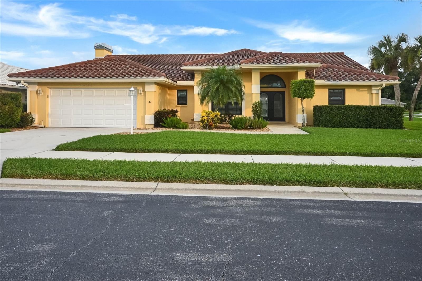 Search Properties for Sale 1 1565 WATERFORD DRIVE