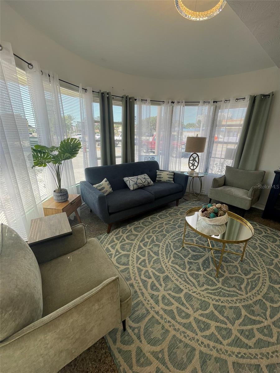 Photo 1 of 23 — 128 RIDGEWOOD AVENUE, DAYTONA BEACH, FL 32117