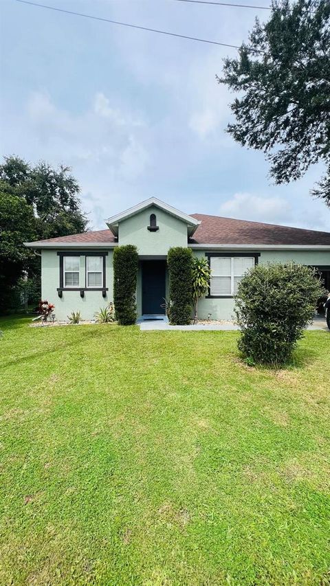 Photo of 626 Baldwin Drive, Kissimmee, FL 34758 (MLS # S5134915)