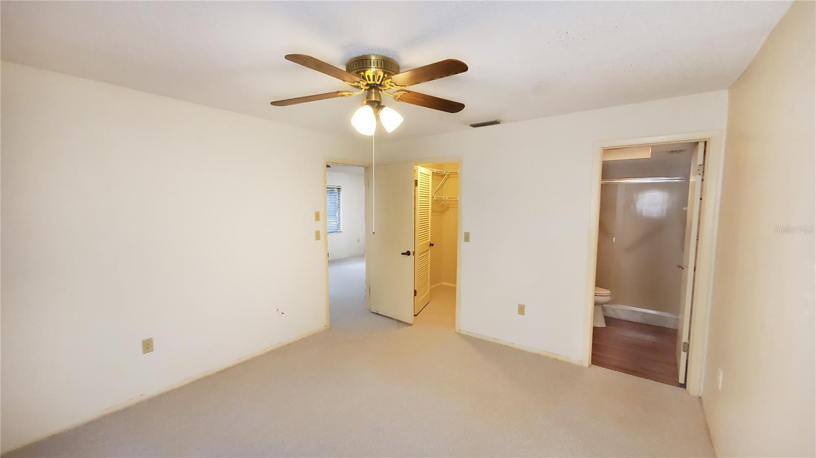 YORKTOWN AT BEACON PLACE - Residential